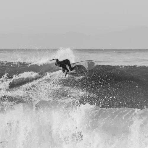 Almond's Guide To Everyday Waves (Paperback) 6 Almond's Guide To Everyday Waves (Paperback) -Surf Drift Shop 2E1A0602copy scaled