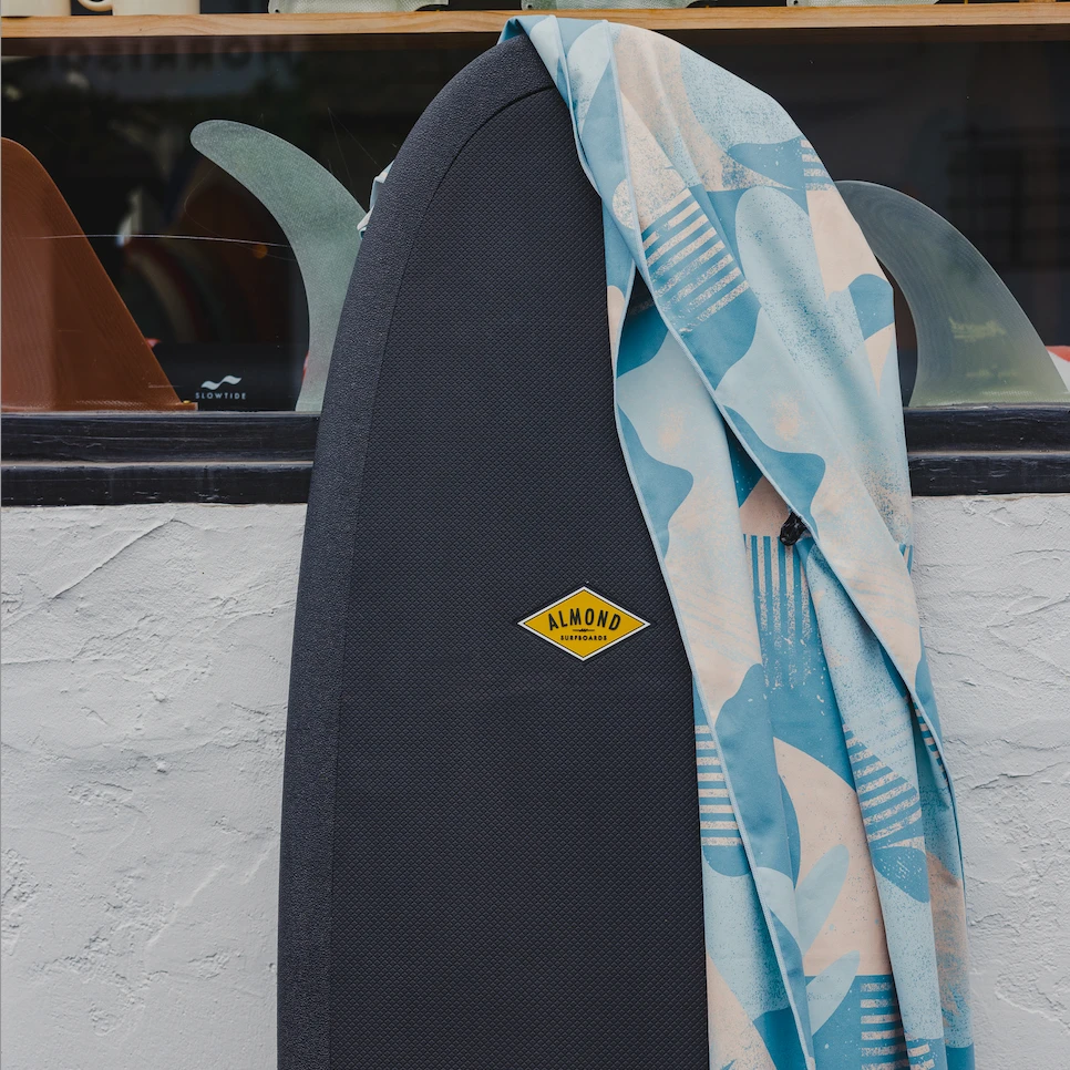 Almond X Slowtide Quick-Dry Towel | Bright Days Ahead 2 Almond X Slowtide Quick-Dry Towel | Bright Days Ahead - Image 2